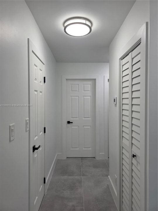 For Sale: $799,900 (3 beds, 2 baths, 1862 Square Feet)