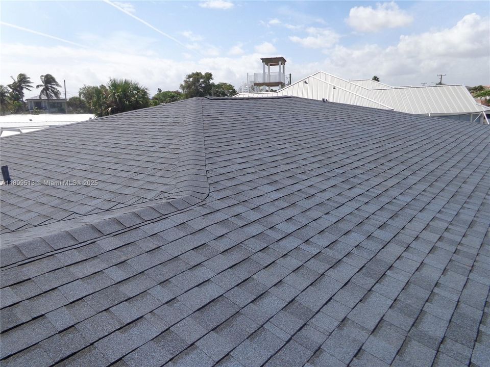 For Sale: $799,900 (3 beds, 2 baths, 1862 Square Feet)