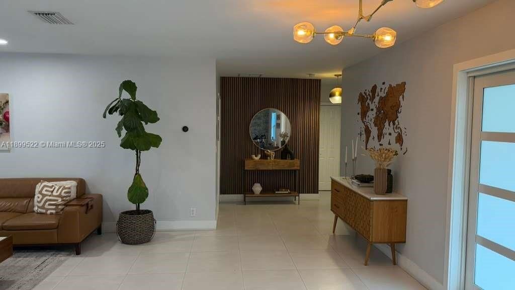 For Sale: $724,900 (3 beds, 2 baths, 1738 Square Feet)