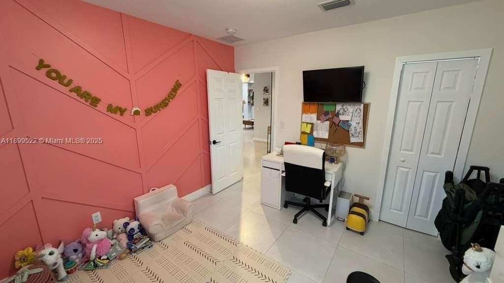 For Sale: $724,900 (3 beds, 2 baths, 1738 Square Feet)