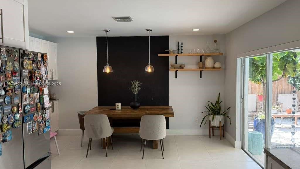 For Sale: $724,900 (3 beds, 2 baths, 1738 Square Feet)