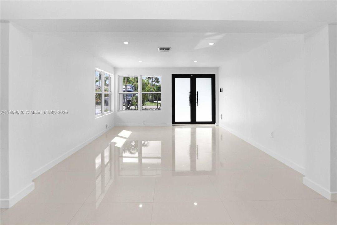 待售: $849,000 (4 贝兹, 4 浴室, 2513 平方英尺)