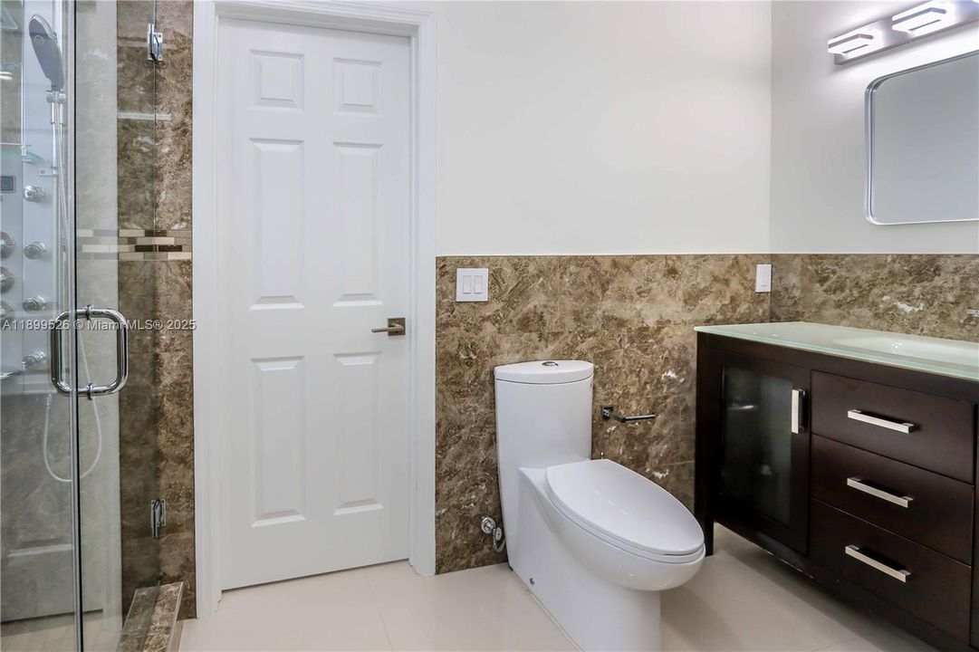 待售: $849,000 (4 贝兹, 4 浴室, 2513 平方英尺)