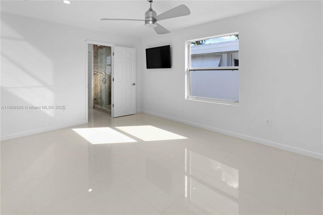 待售: $849,000 (4 贝兹, 4 浴室, 2513 平方英尺)