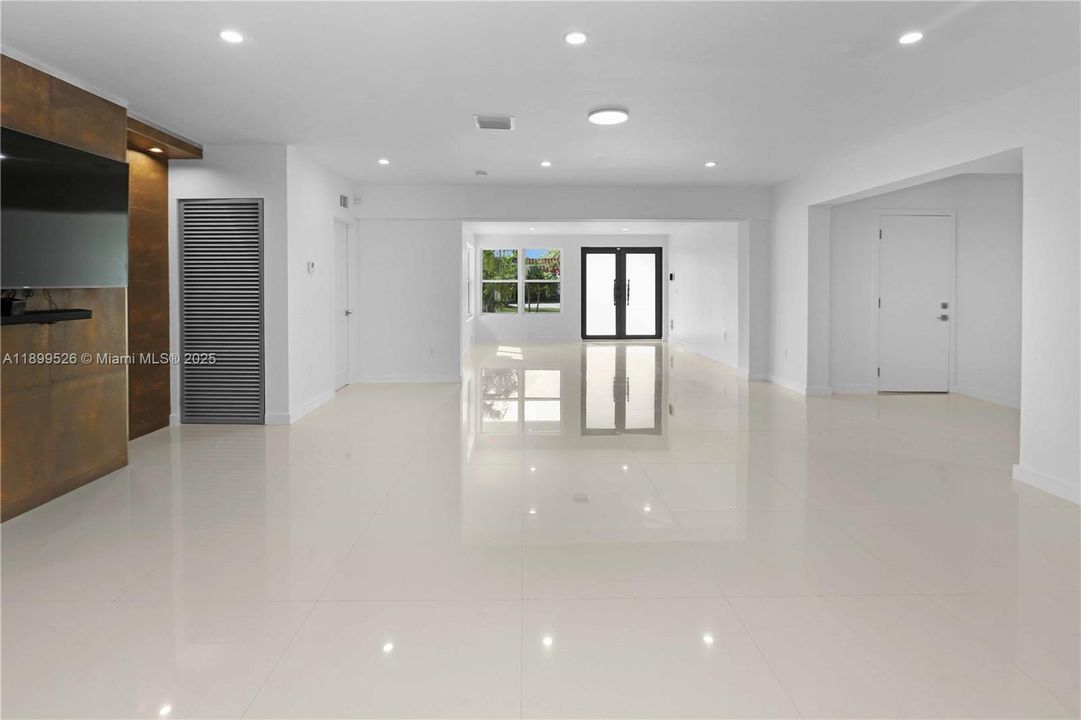 待售: $849,000 (4 贝兹, 4 浴室, 2513 平方英尺)