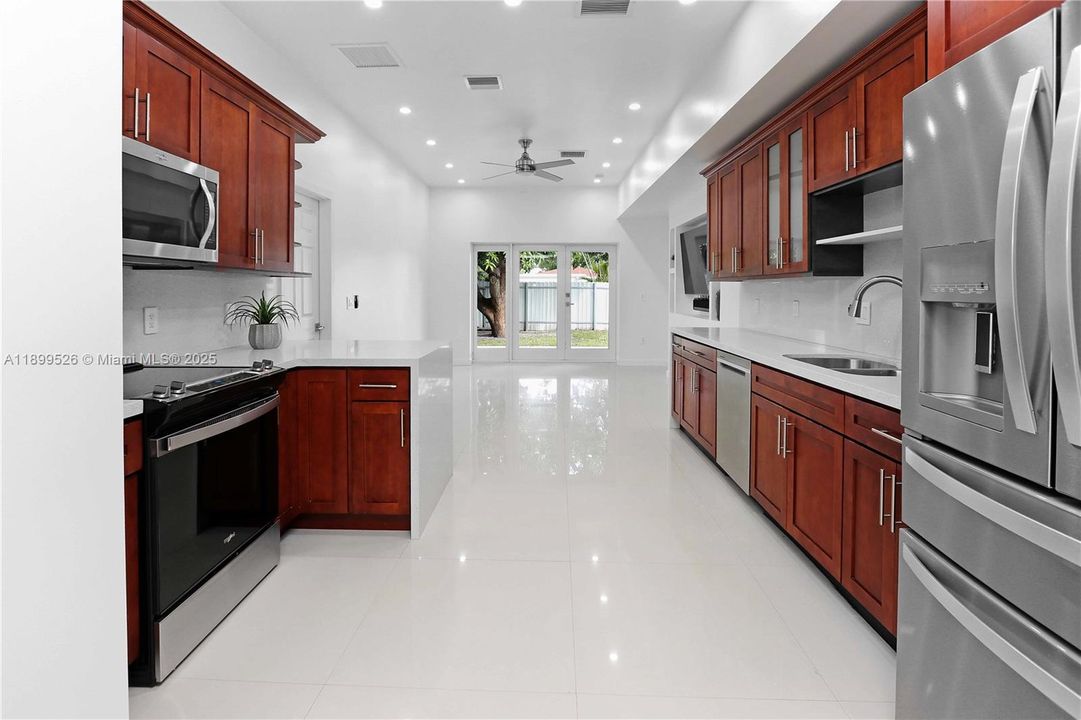 待售: $849,000 (4 贝兹, 4 浴室, 2513 平方英尺)