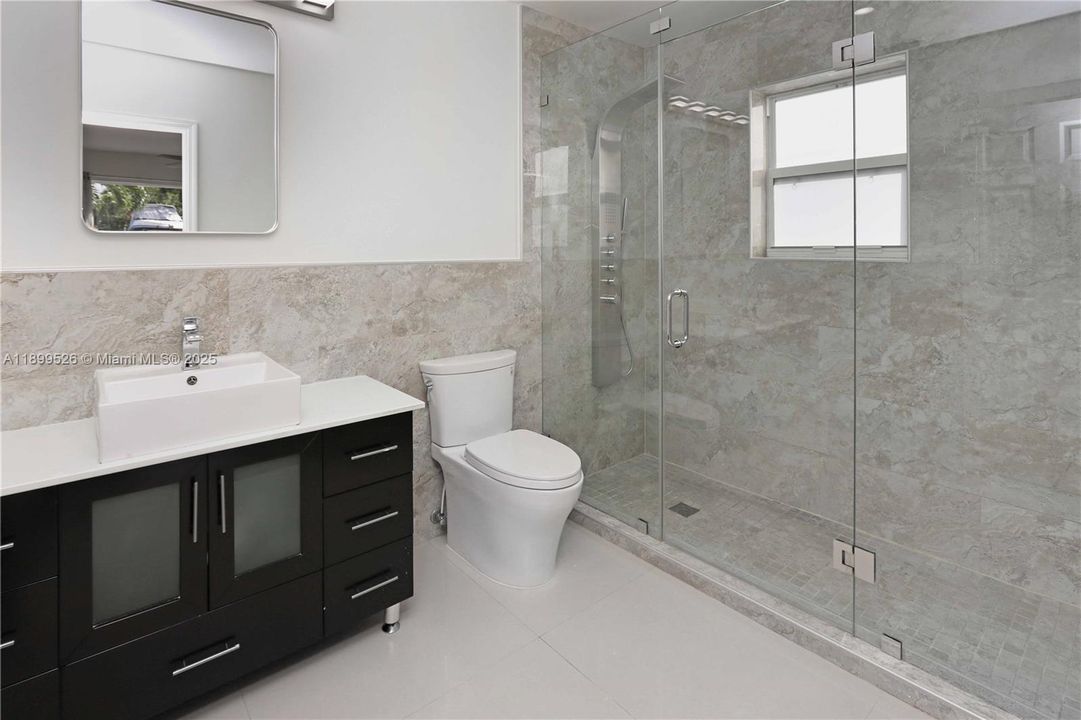 待售: $849,000 (4 贝兹, 4 浴室, 2513 平方英尺)