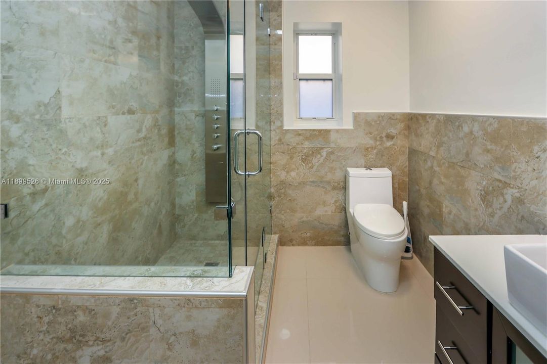 待售: $849,000 (4 贝兹, 4 浴室, 2513 平方英尺)