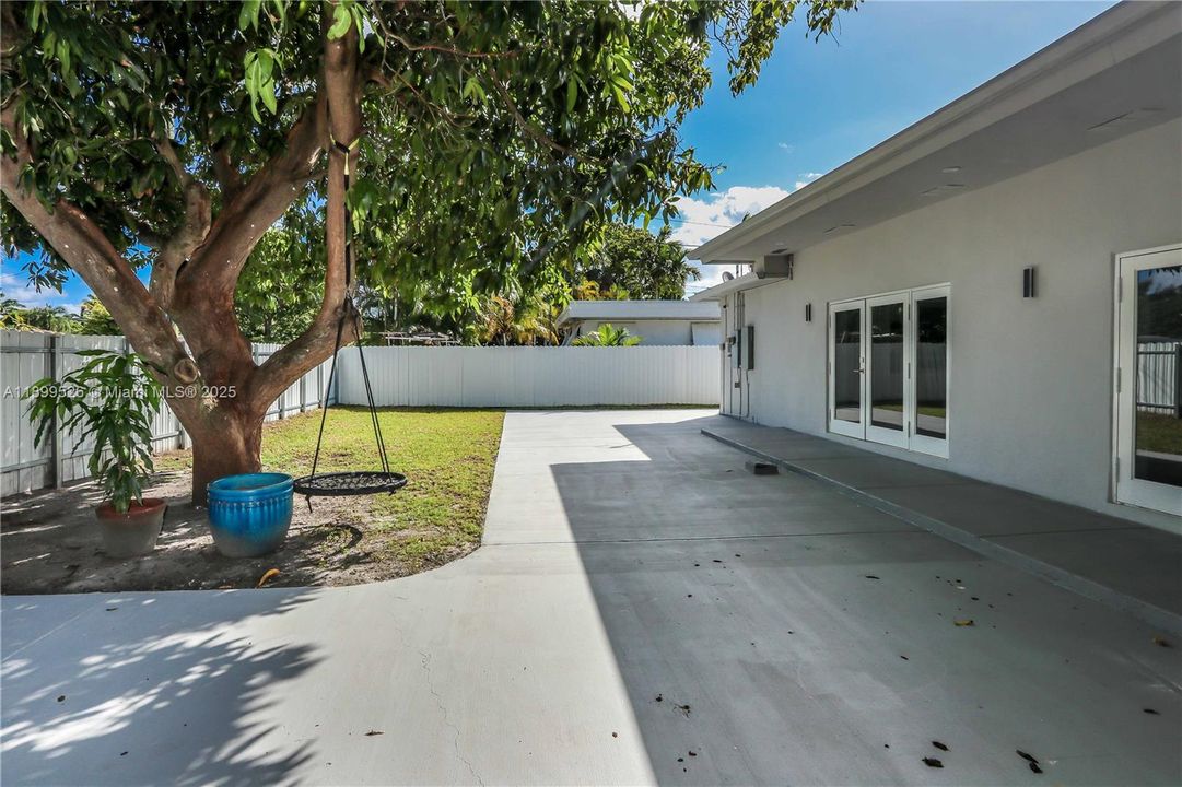 待售: $849,000 (4 贝兹, 4 浴室, 2513 平方英尺)