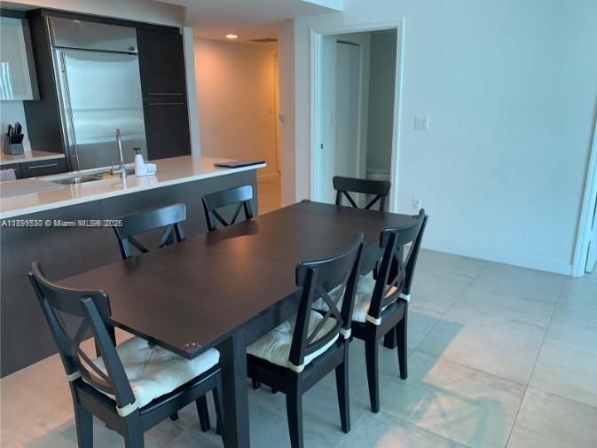 Recently Rented: $3,900 (2 beds, 2 baths, 1111 Square Feet)