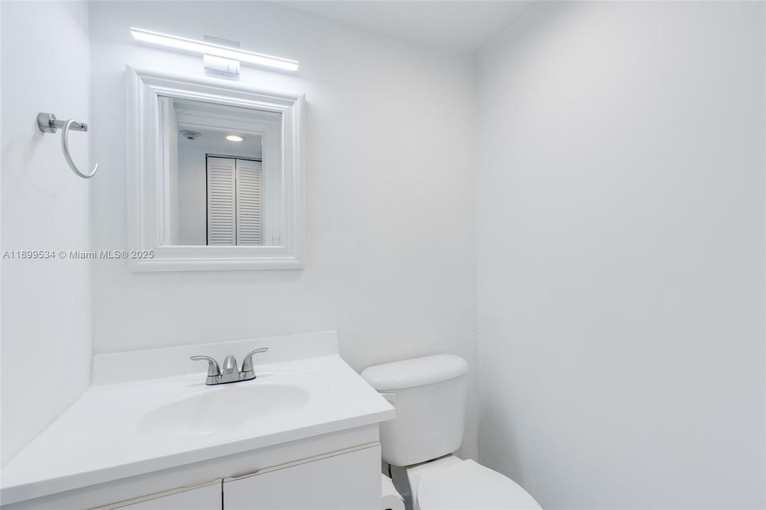 Recently Rented: $2,250 (1 beds, 1 baths, 991 Square Feet)