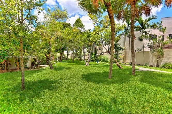 Active With Contract: $3,150 (2 beds, 1 baths, 1057 Square Feet)