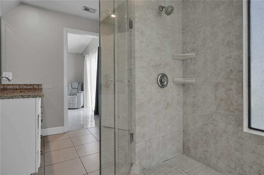 Active With Contract: $500,000 (3 beds, 2 baths, 1668 Square Feet)