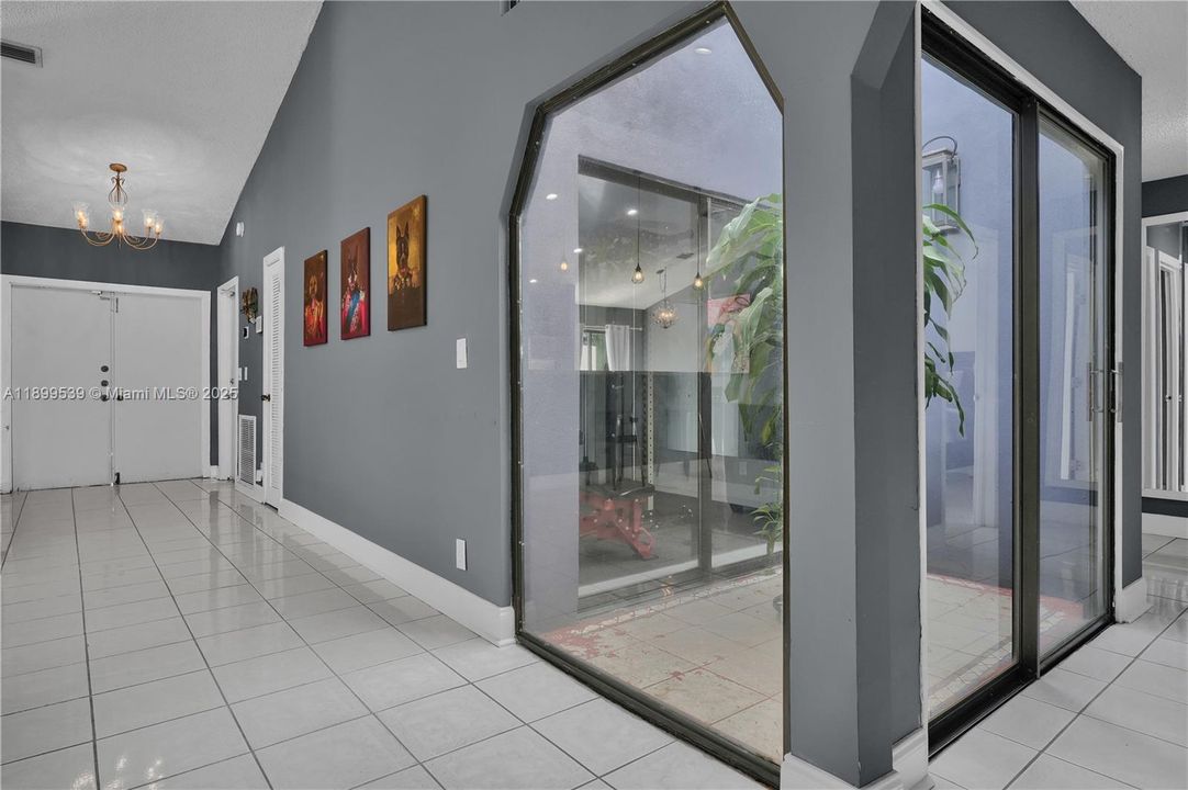 Active With Contract: $500,000 (3 beds, 2 baths, 1668 Square Feet)