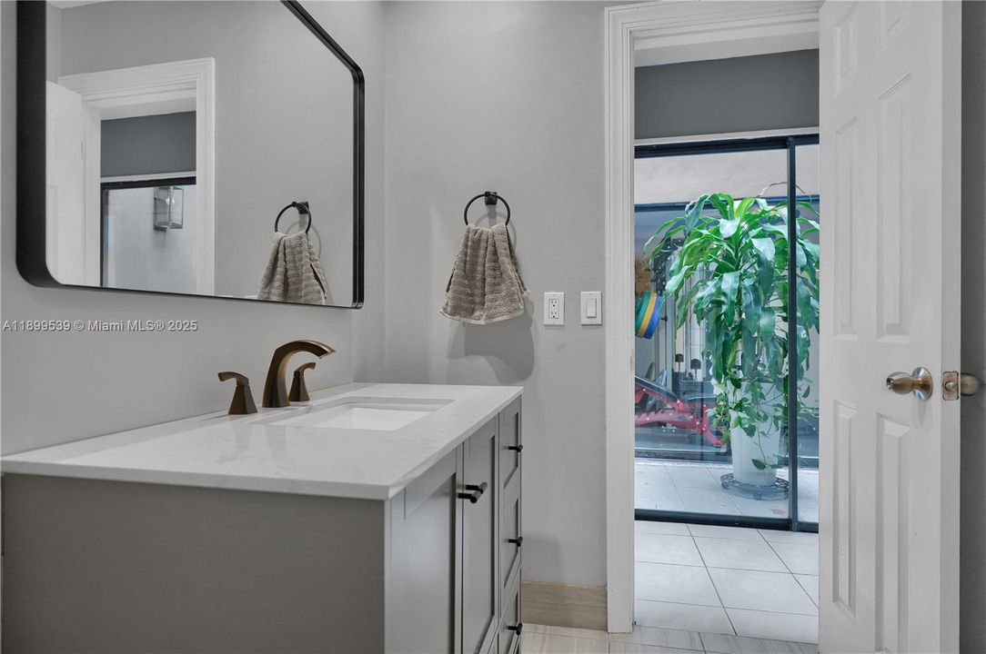 Active With Contract: $500,000 (3 beds, 2 baths, 1668 Square Feet)