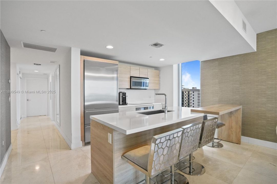 На продажу: $978,000 (3 спален, 3 ванн, 1556 Квадратных фут)