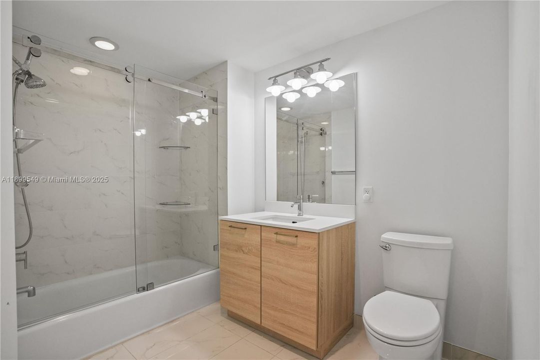 На продажу: $978,000 (3 спален, 3 ванн, 1556 Квадратных фут)