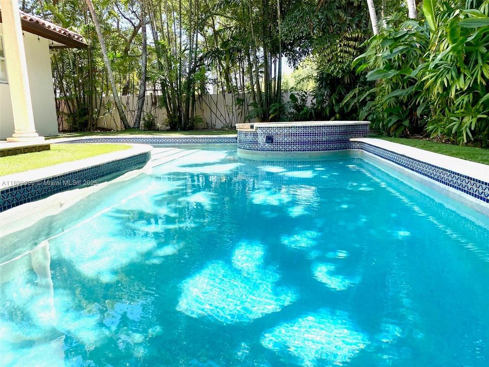 For Rent: $5,500 (3 beds, 3 baths, 2523 Square Feet)