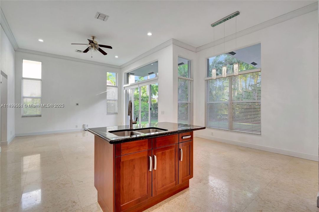 Recently Rented: $6,790 (4 beds, 3 baths, 2716 Square Feet)