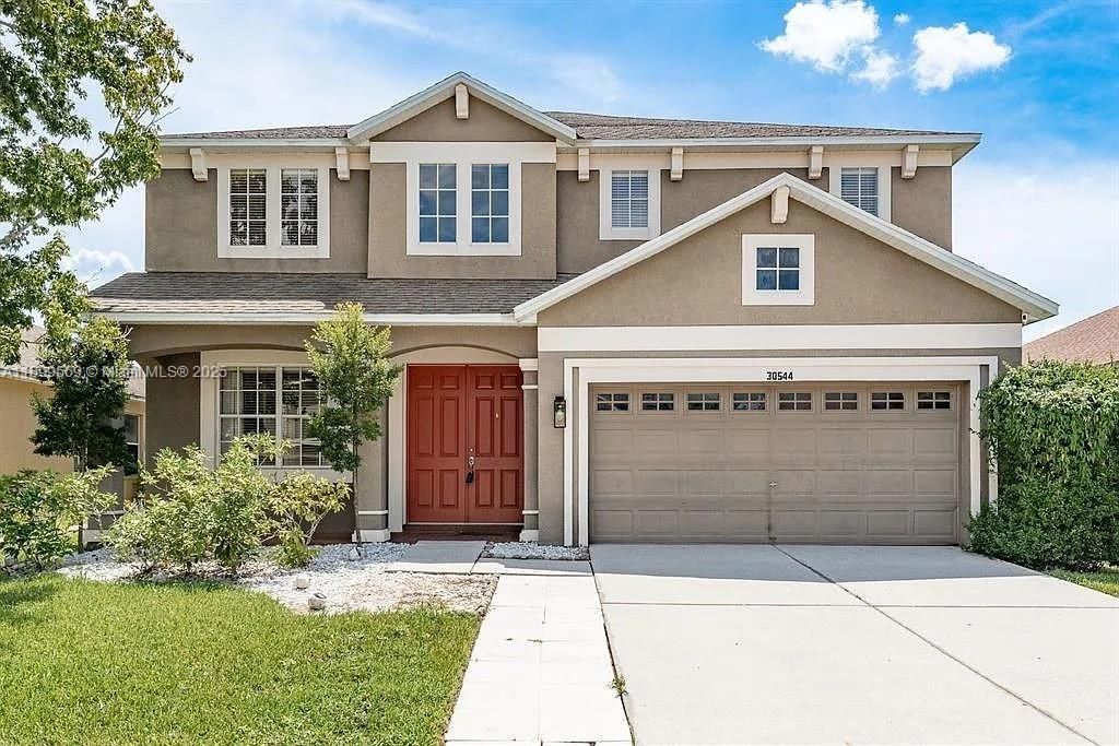 出租: $2,500 (4 贝兹, 3 浴室, 2656 平方英尺)