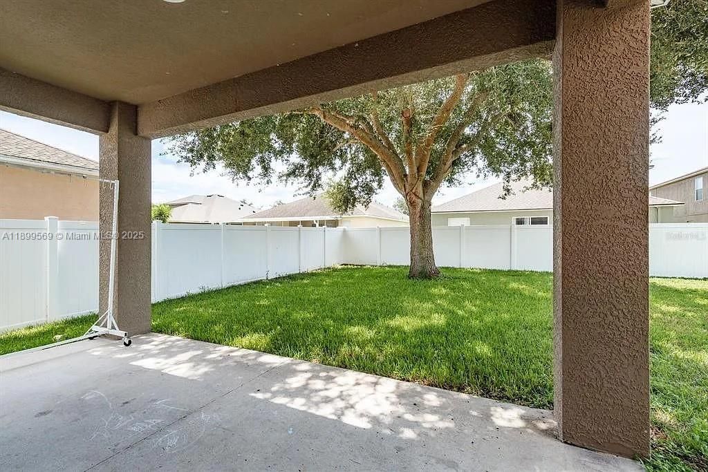 出租: $2,500 (4 贝兹, 3 浴室, 2656 平方英尺)