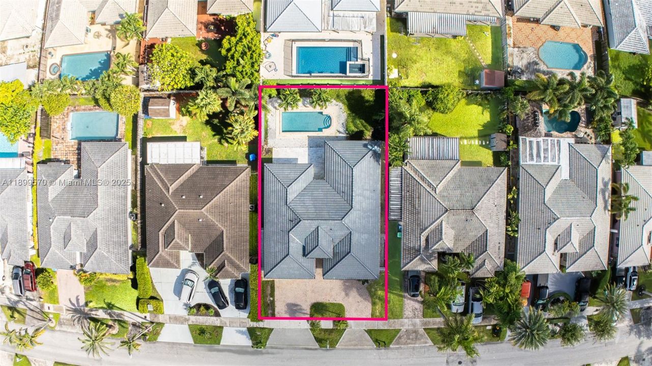 Recently Rented: $5,000 (6 beds, 4 baths, 2367 Square Feet)