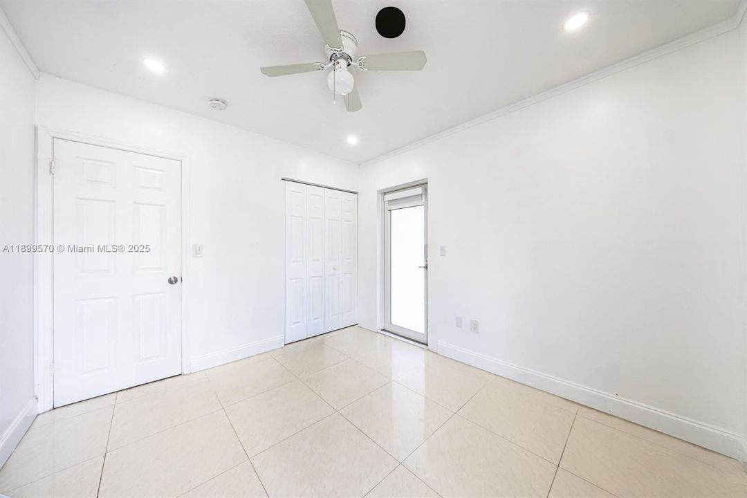 Recently Rented: $5,000 (6 beds, 4 baths, 2367 Square Feet)