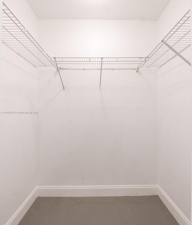 Recently Rented: $5,000 (6 beds, 4 baths, 2367 Square Feet)