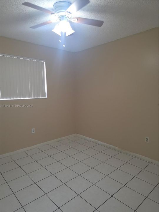 4 Bedrooms | 2 Bathrooms Patio