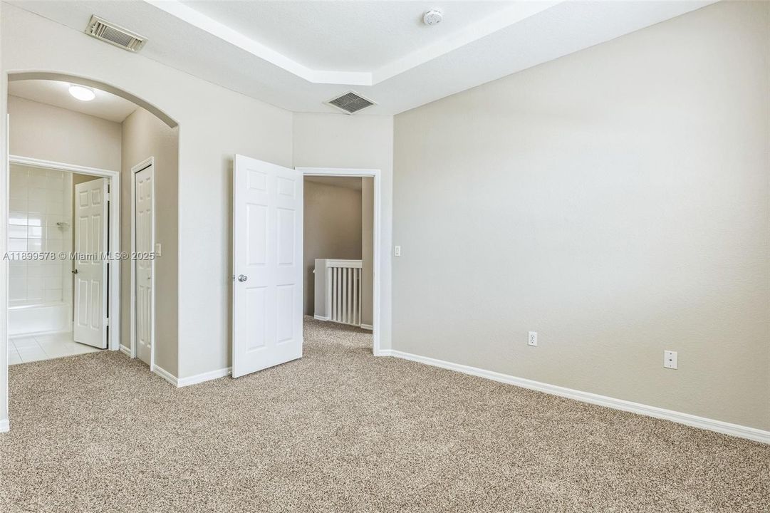 For Sale: $401,000 (4 beds, 2 baths, 1616 Square Feet)