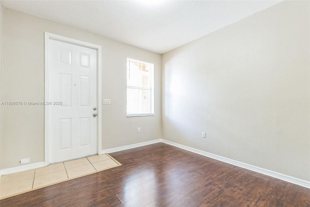 For Sale: $401,000 (4 beds, 2 baths, 1616 Square Feet)