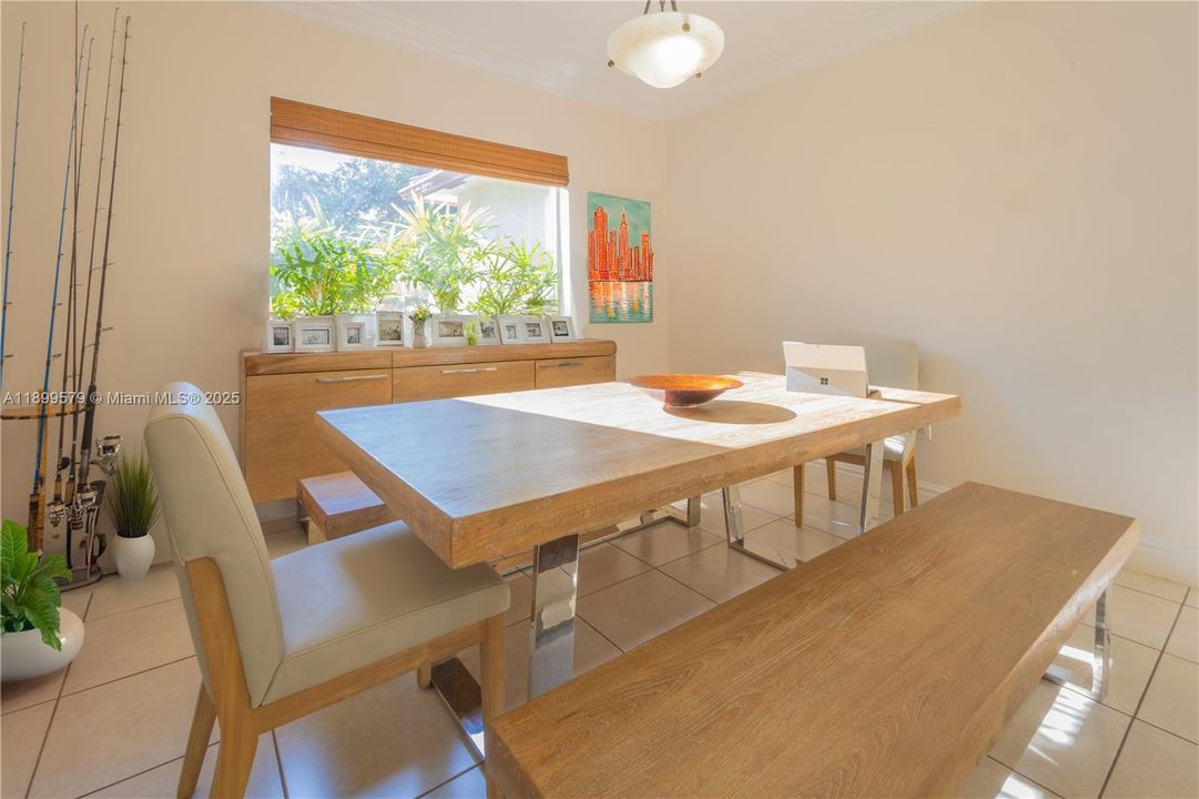 待售: $1,075,000 (4 贝兹, 3 浴室, 2790 平方英尺)