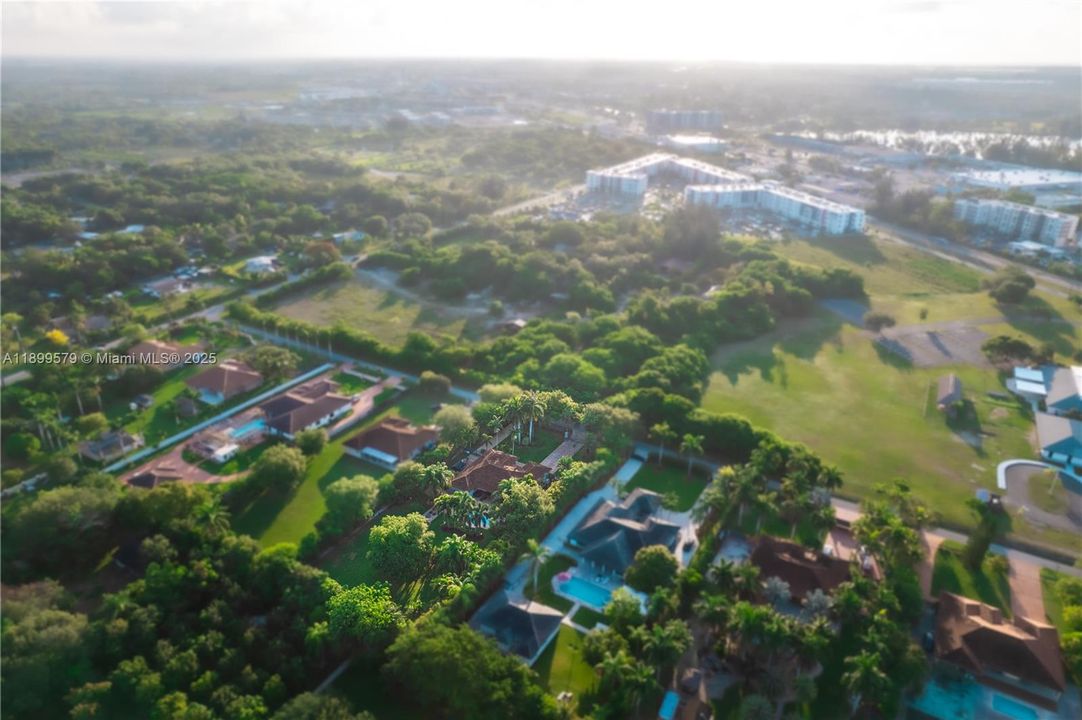 待售: $1,075,000 (4 贝兹, 3 浴室, 2790 平方英尺)