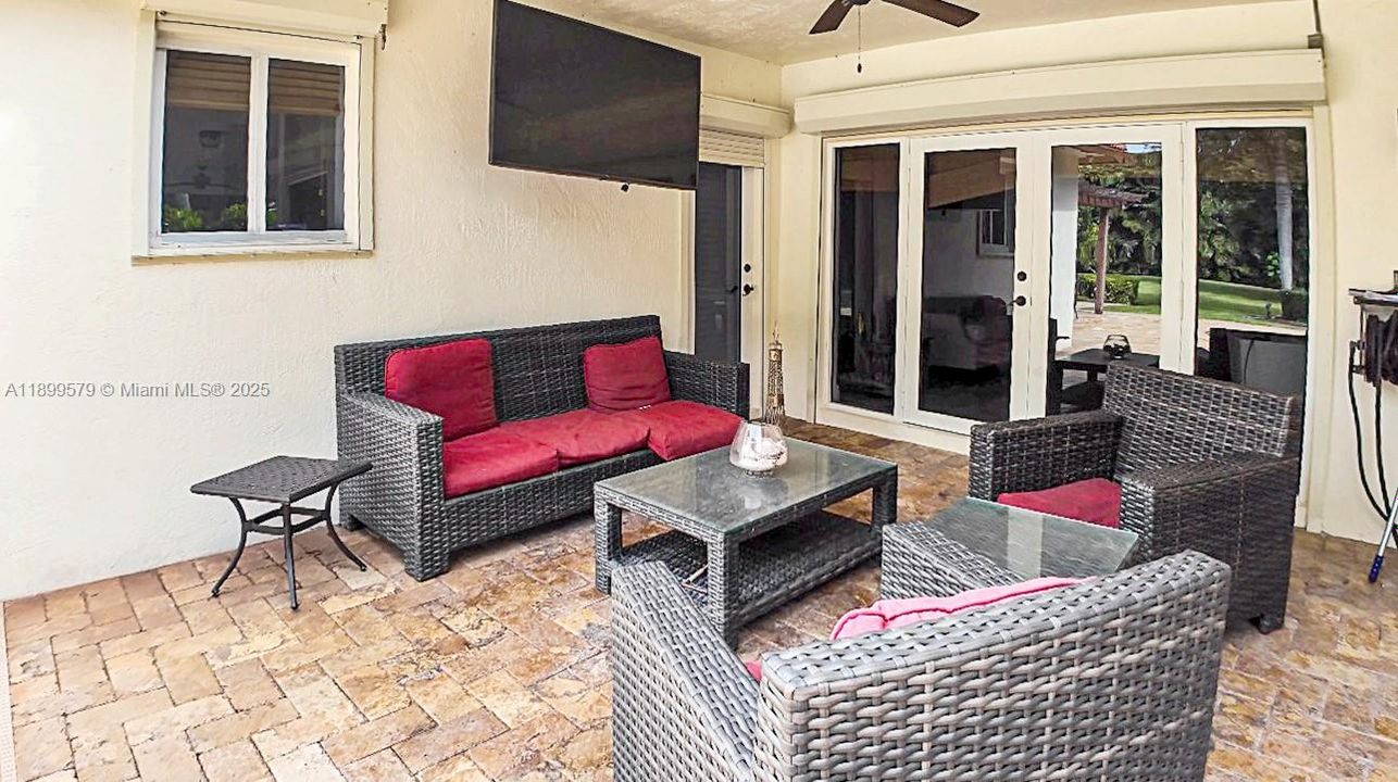 待售: $1,075,000 (4 贝兹, 3 浴室, 2790 平方英尺)