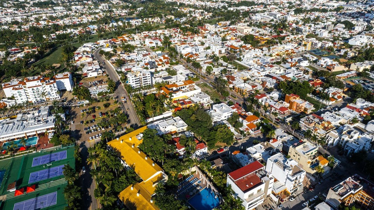 For Sale: $810,000 (0 beds, 0 baths, 0 Square Feet)