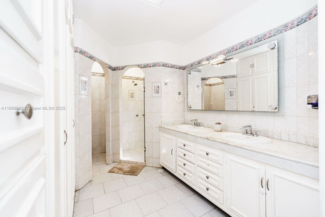 For Sale: $810,000 (0 beds, 0 baths, 0 Square Feet)