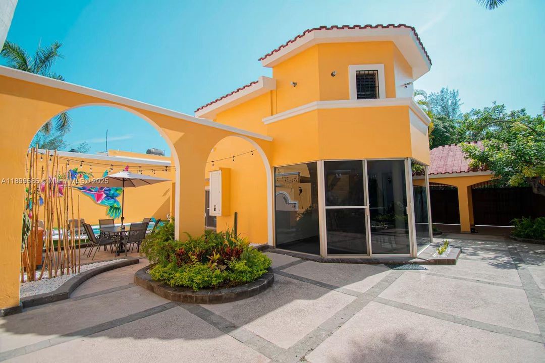 For Sale: $810,000 (0 beds, 0 baths, 0 Square Feet)