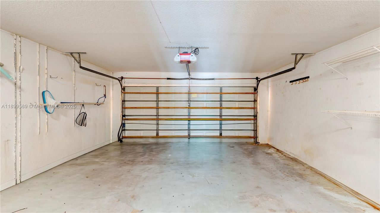 En Venta: $795,000 (3 camas, 2 baños, 1740 Pies cuadrados)