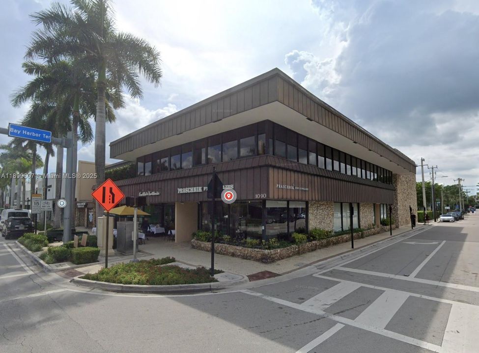 出租: $10,000 (0 贝兹, 0 浴室, 0 平方英尺)