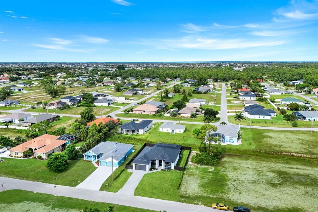 Recently Sold: $538,999 (4 beds, 3 baths, 1735 Square Feet)