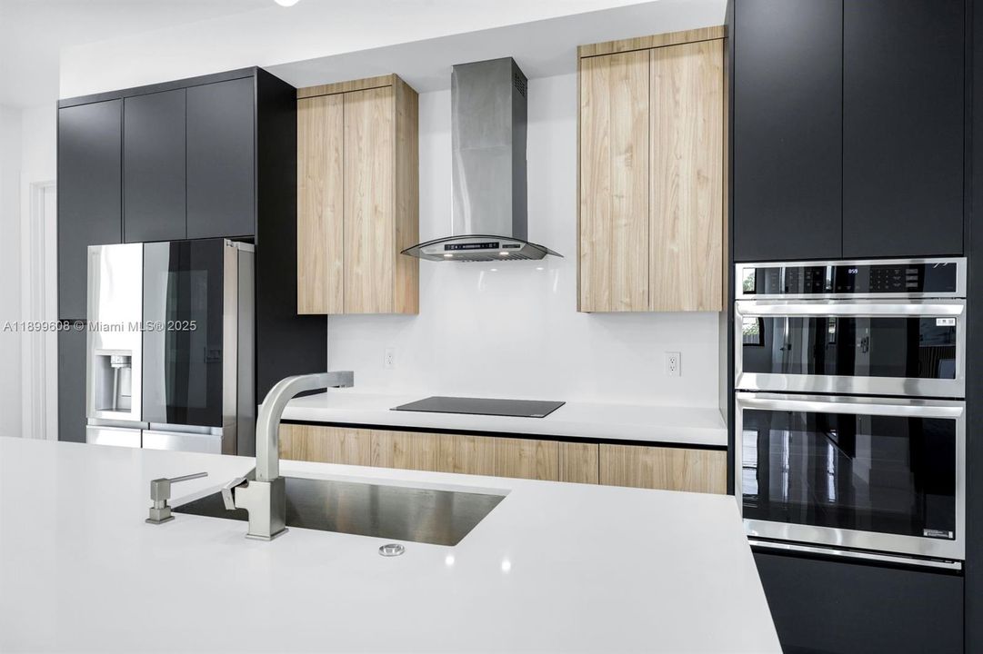 Recently Sold: $538,999 (4 beds, 3 baths, 1735 Square Feet)