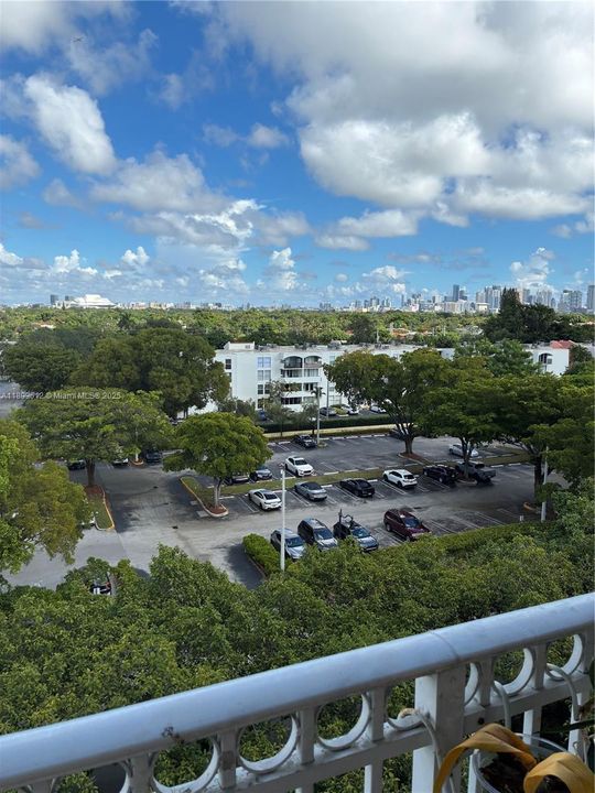 For Sale: $469,000 (2 beds, 2 baths, 1030 Square Feet)