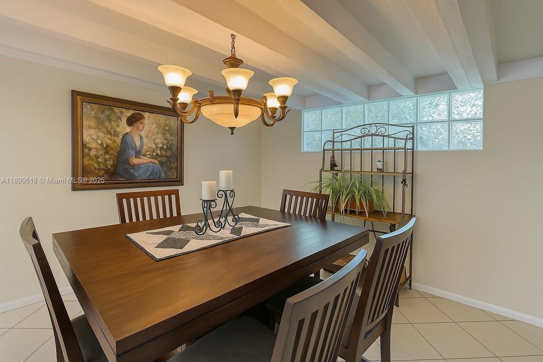 На продажу: $749,000 (4 спален, 3 ванн, 2756 Квадратных фут)