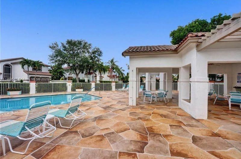 На продажу: $749,000 (4 спален, 3 ванн, 2756 Квадратных фут)