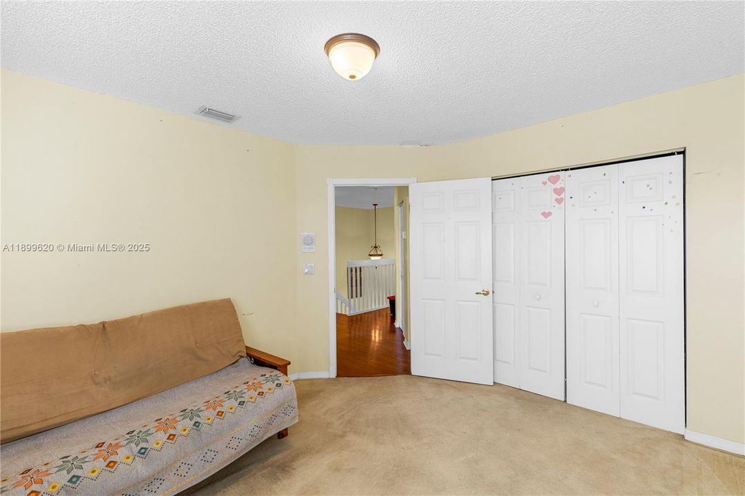 For Sale: $825,000 (5 beds, 3 baths, 3155 Square Feet)