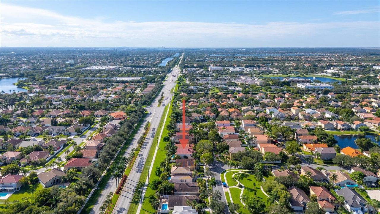 For Sale: $825,000 (5 beds, 3 baths, 3155 Square Feet)