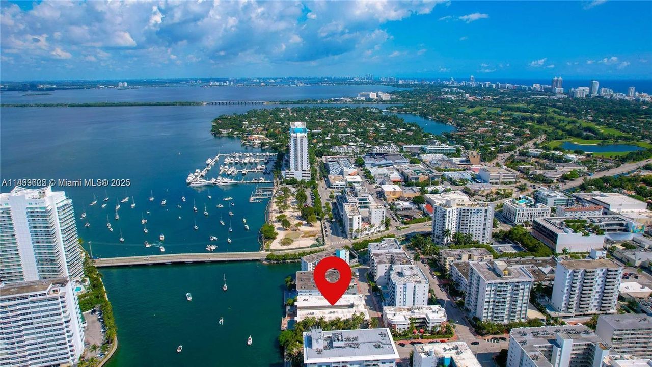 待售: $219,000 (0 贝兹, 1 浴室, 370 平方英尺)