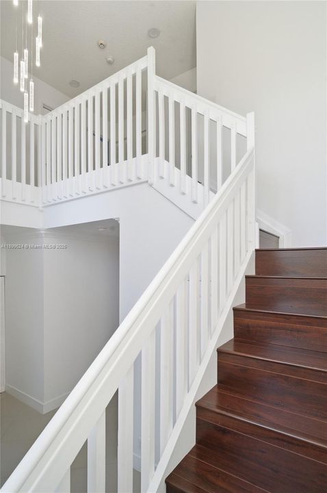 Recently Rented: $5,900 (5 beds, 3 baths, 2144 Square Feet)