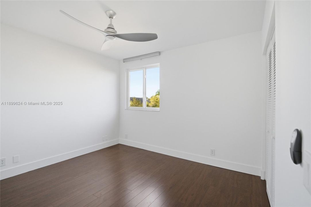 Recently Rented: $5,900 (5 beds, 3 baths, 2144 Square Feet)