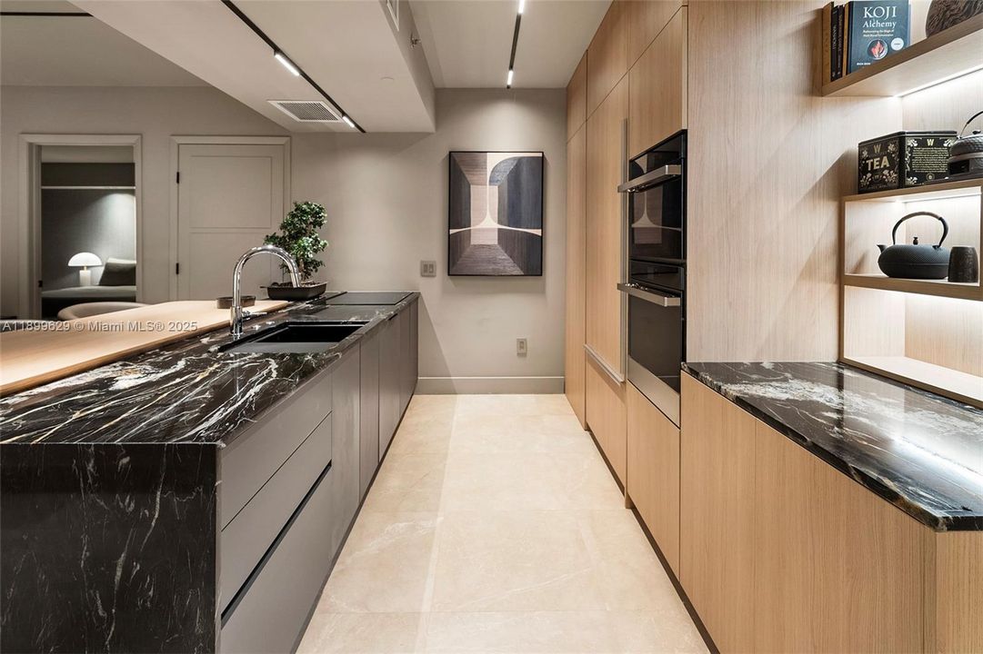 En Venta: $1,215,000 (2 camas, 2 baños, 1337 Pies cuadrados)